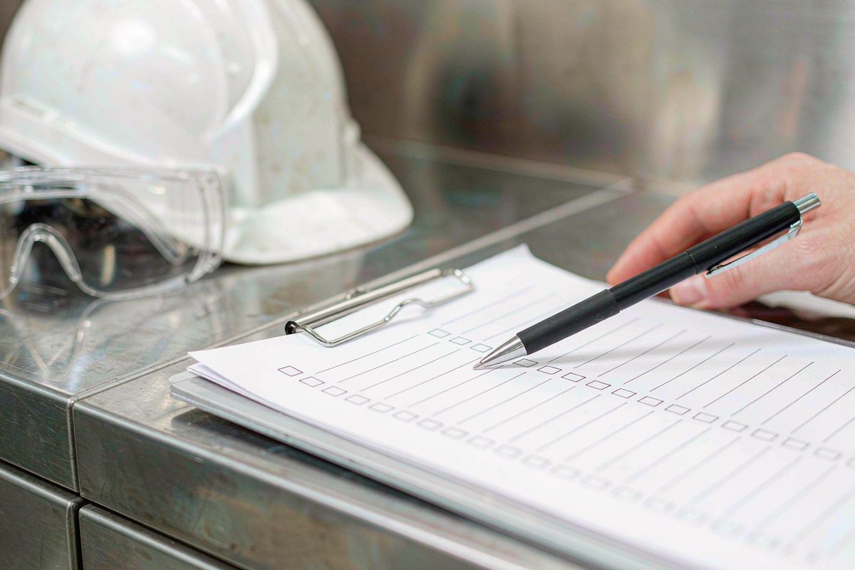 Audit-Checkliste fuer Pet-Care-Werke: GMP, ISO & Was Kaeufer Pruefen